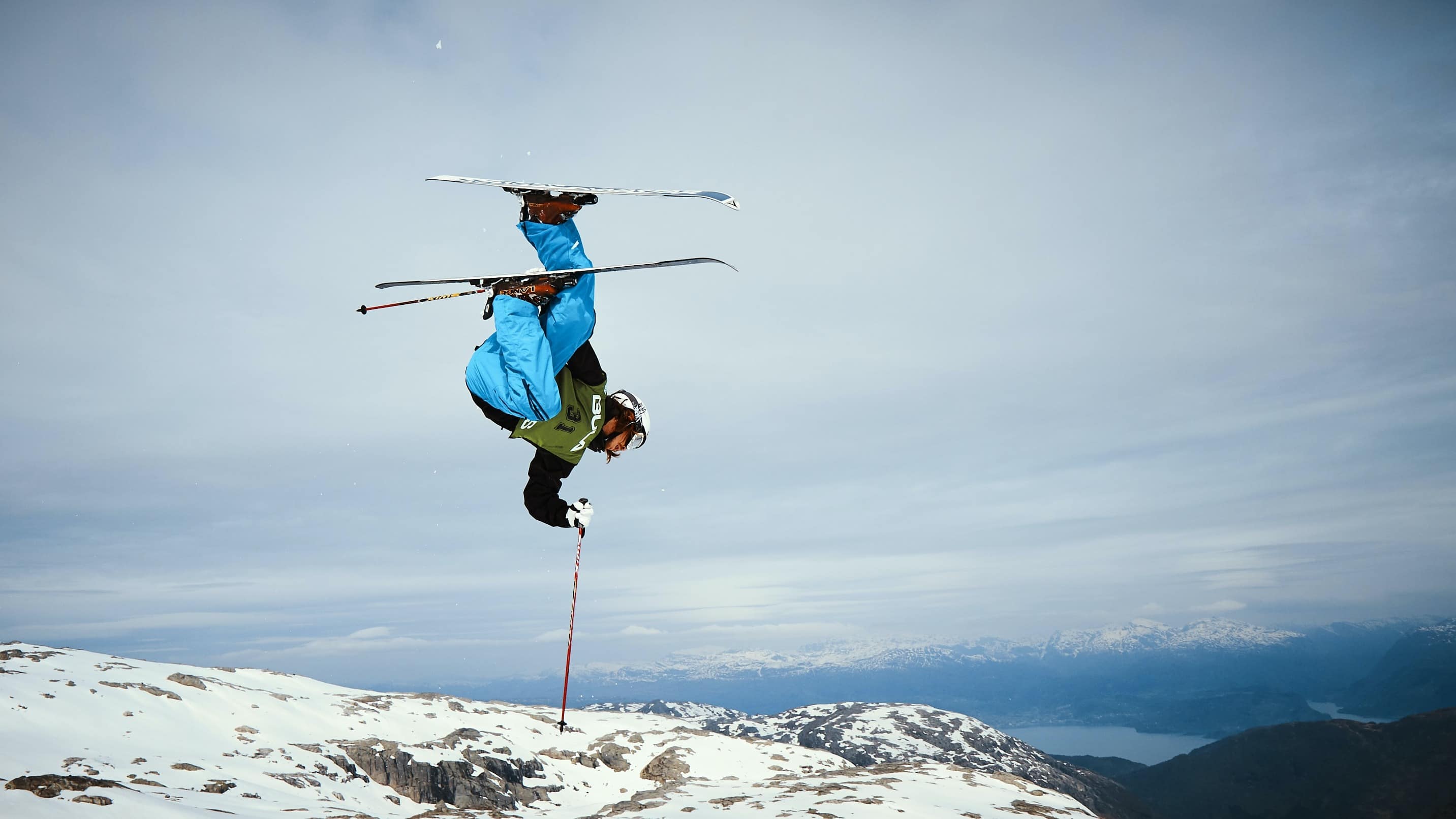 Explore ski fields in NZ for a ski holiday