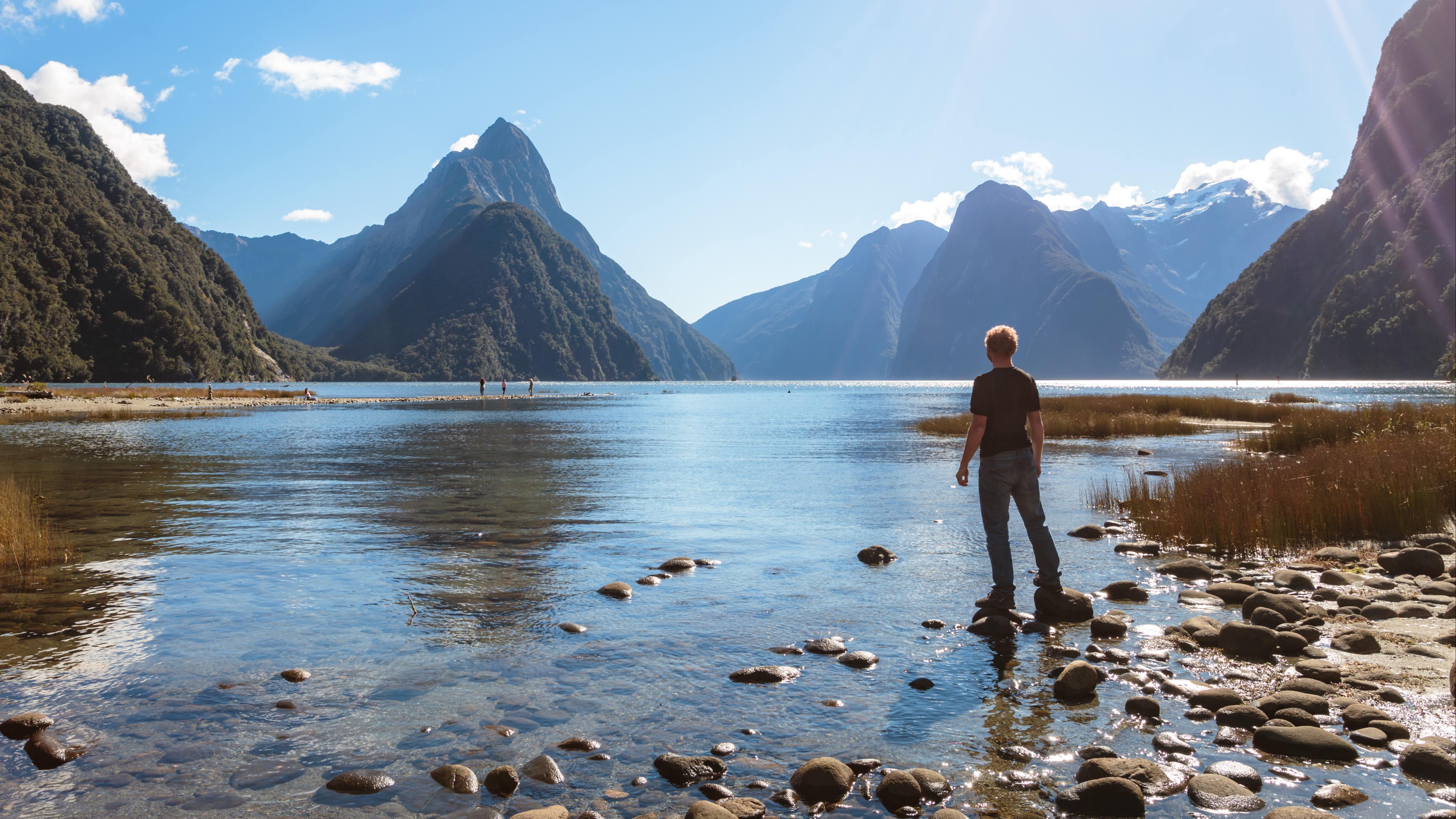 Find holiday homes at the best Matakana beaches in the area