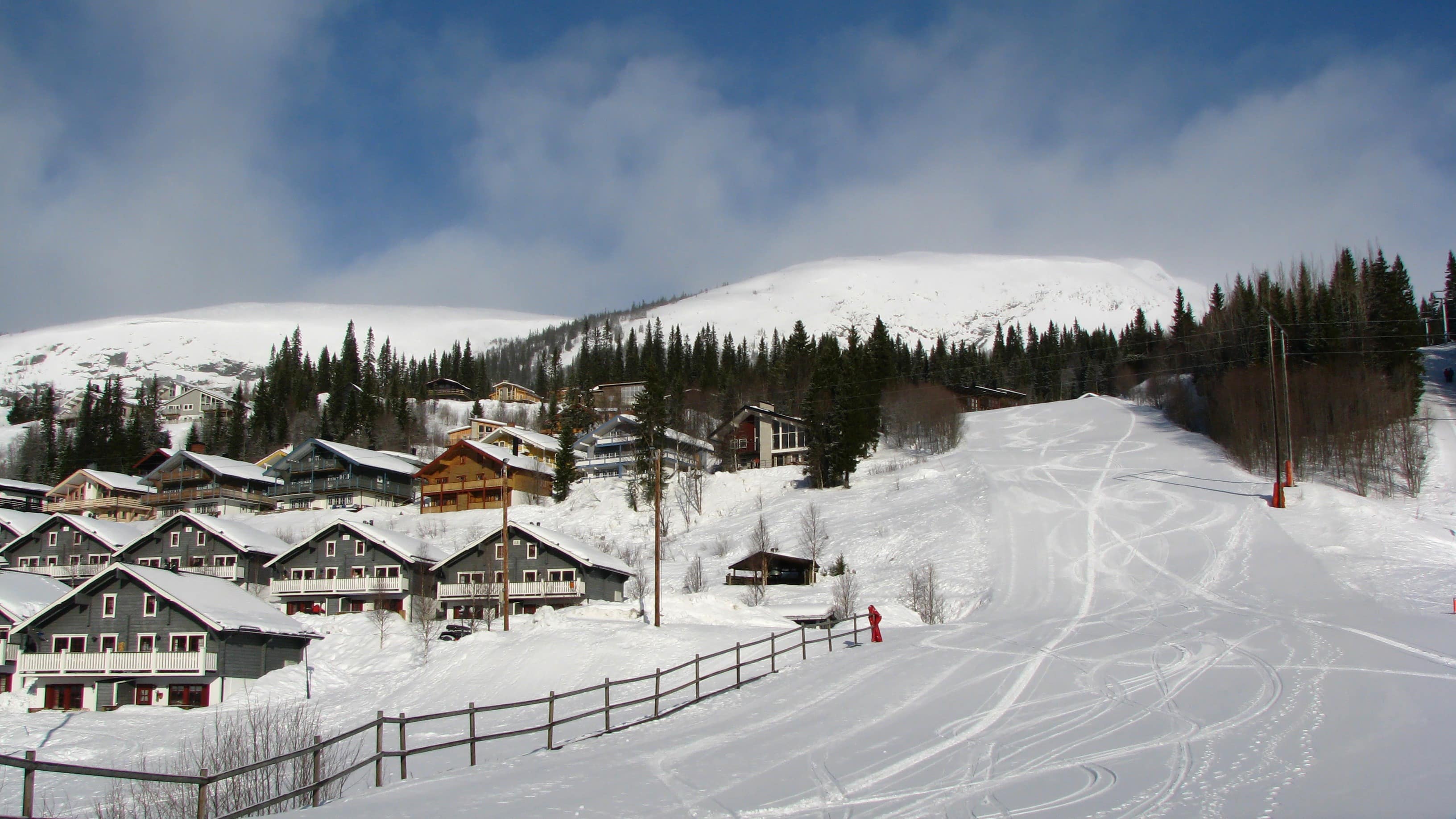 Find adventure with a holiday in Cardrona Ski Resort