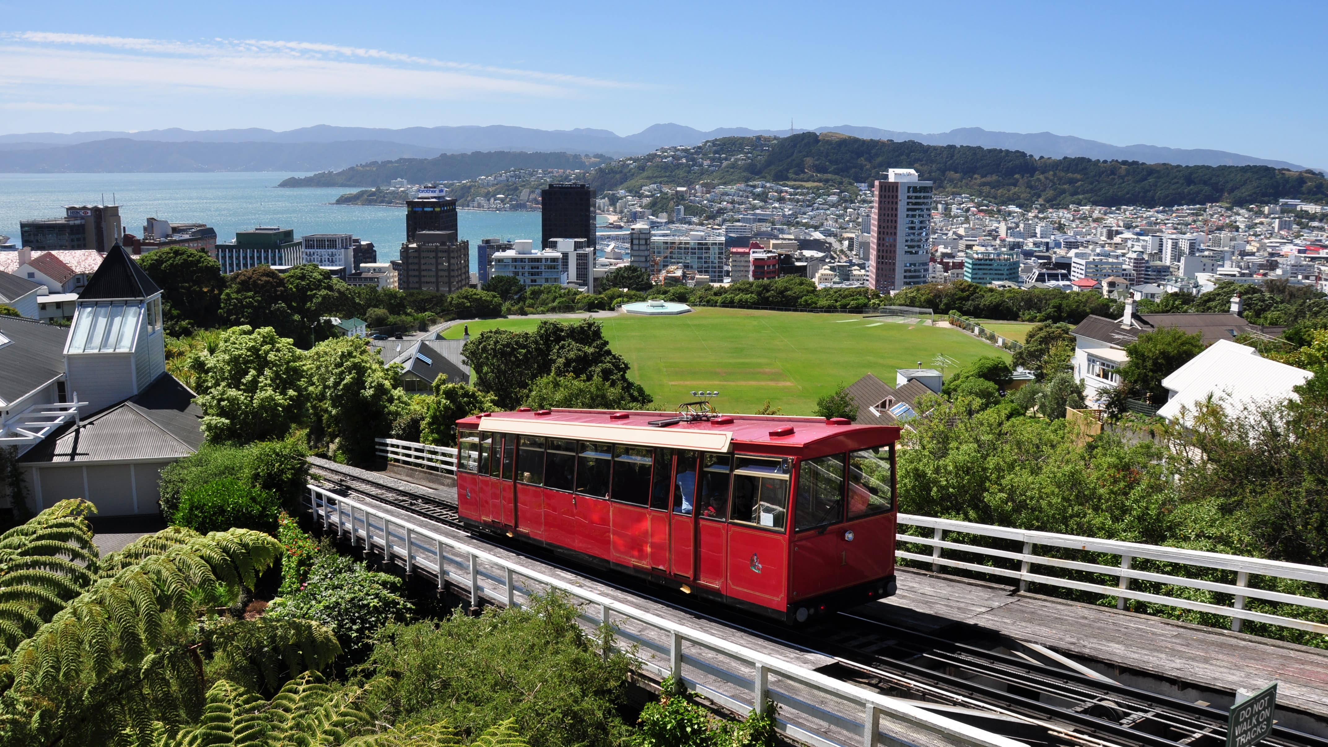 Explore Kapiti Coast accommodation and the best spots for family, couples and adventurers