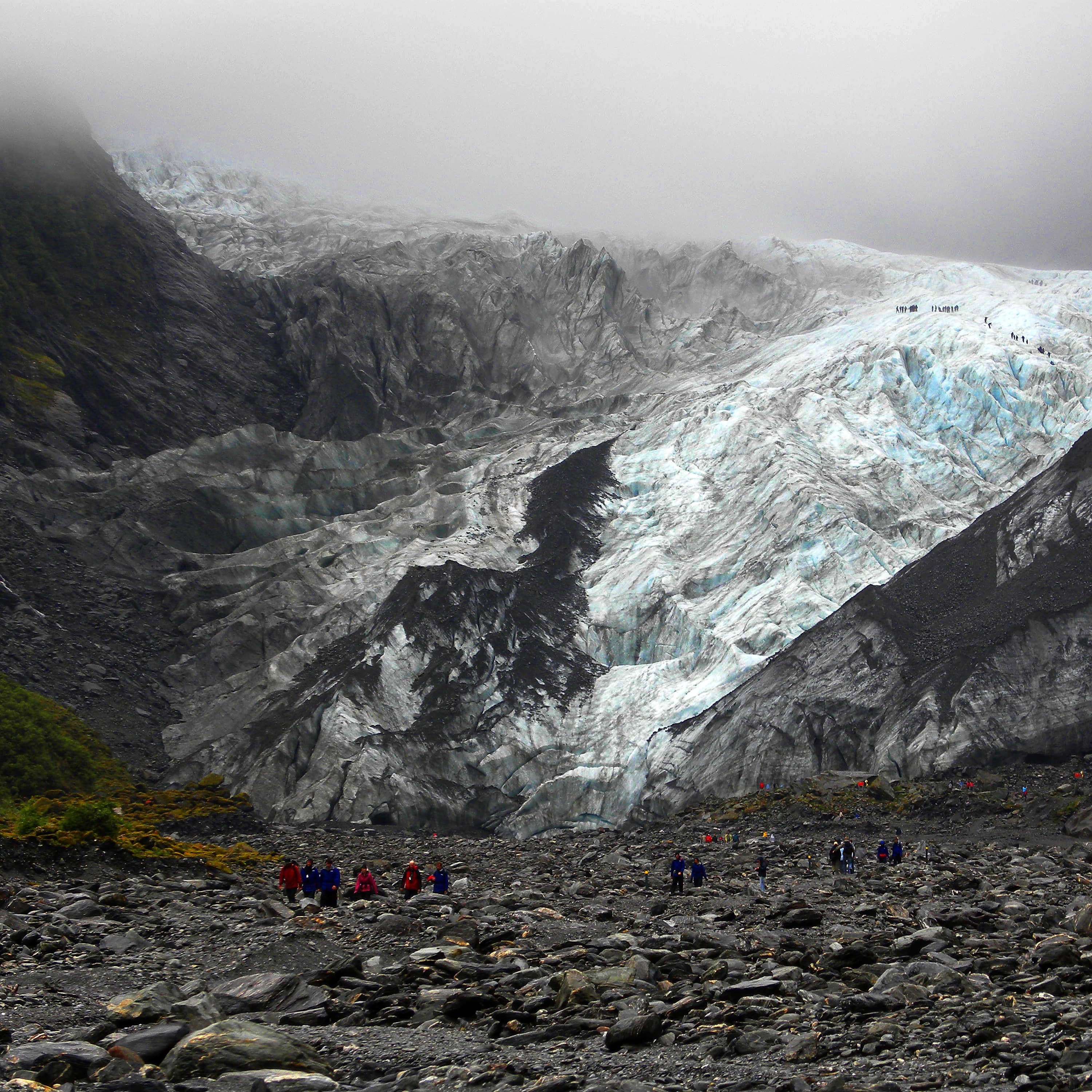 People at the base of the glacier hiking trail