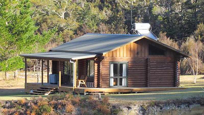 Triple Tui Log Cabin, Murchison